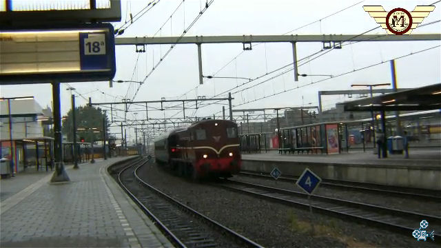 Videofragment. Binnenlopen station Utrecht.