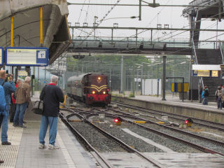 Binnenlopen van station Rotterdam.