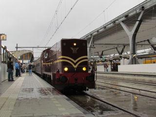Binnenlopen van station Rotterdam.
